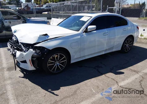 2021 BMW 330E из США, поврежденный, VIN WBA5P7C08MFL51731